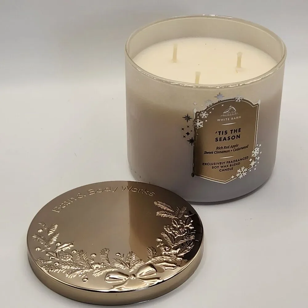 BATH & BODY WORKS 'TIS THE SEASON SOY WAX SCENTED CANDLE 3 WICK 14.5 OZ. - Picture 2 of 2